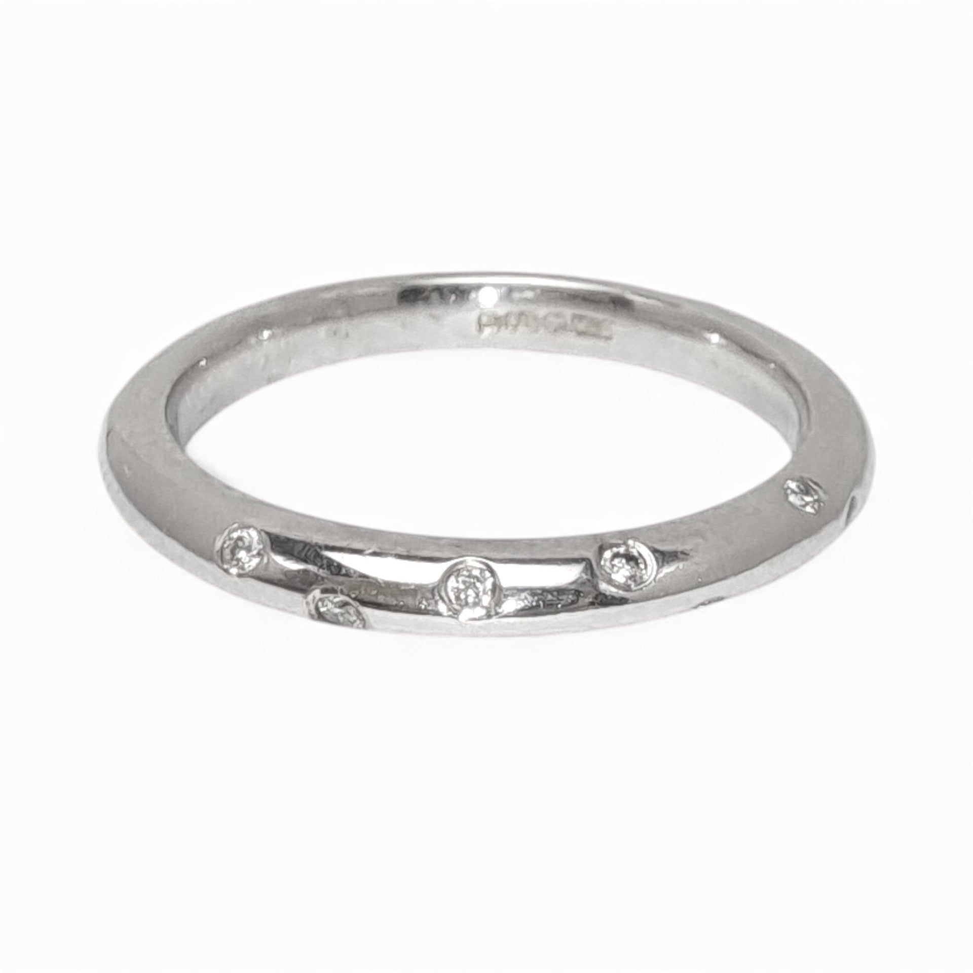 9ct White Gold Diamond Sprinkle Ring