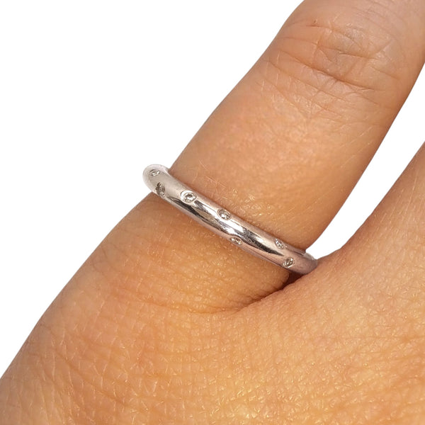 9ct White Gold Diamond Sprinkle Ring