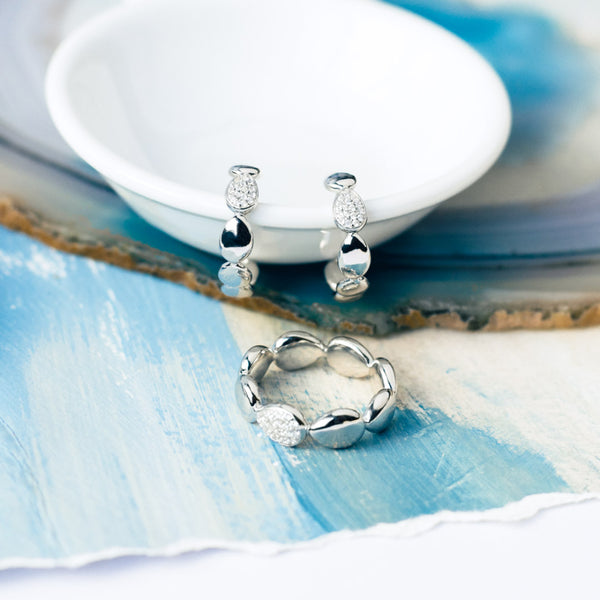 Kit Heath Coast Pebble Glisten Pavé Ring