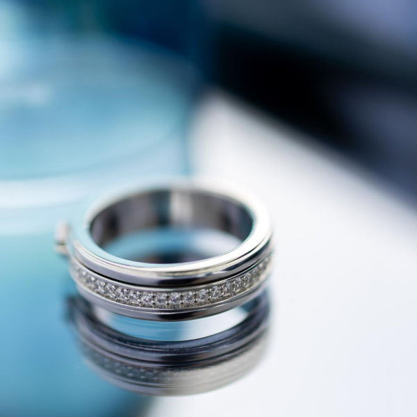 Kit Heath Céleste Astoria Starburst Pavé Spinner Ring