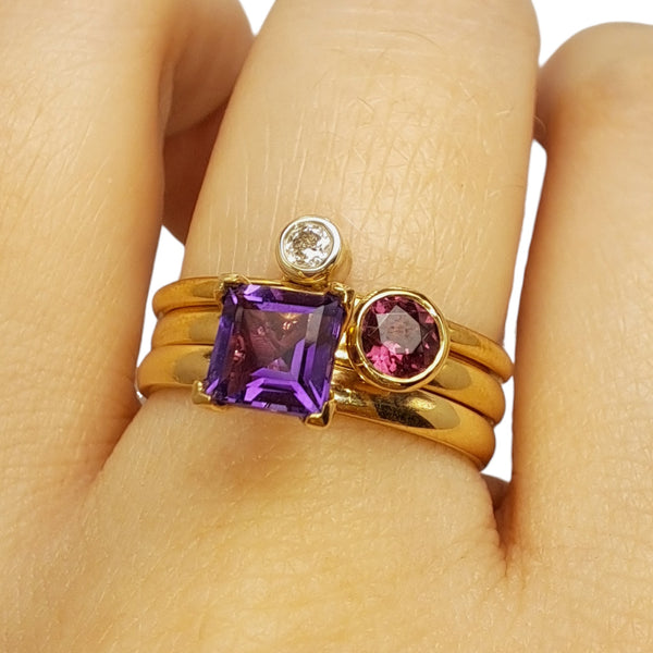 WILDE 5mm Square Amethyst 9ct Yellow Gold Stacking Ring
