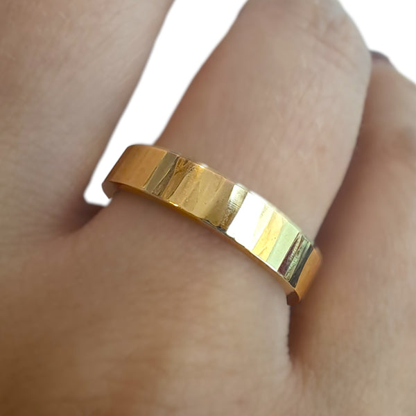 WILDE Bark-Hammered 9ct Yellow Gold 4mm Heavy Flat Band