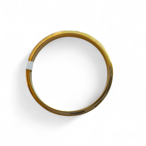 2mm 9ct Gold Flat Band with Bark Hammered Texture