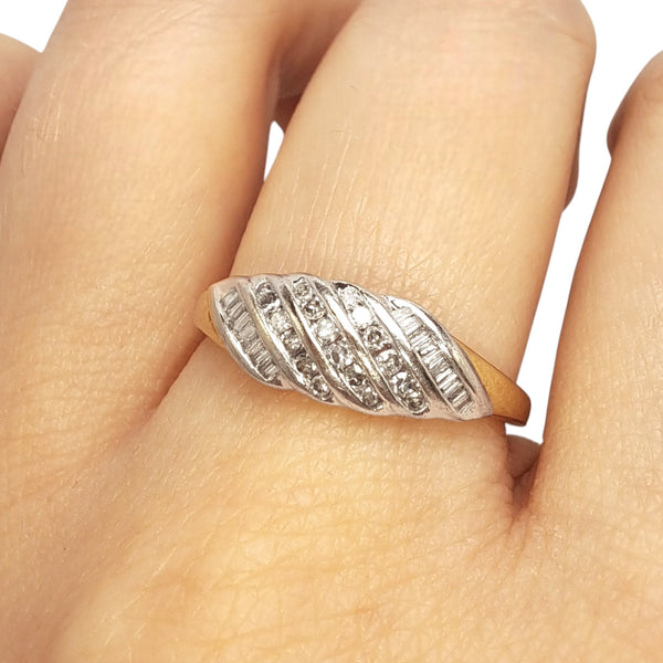 9ct Yellow Gold Diamond Waves Ring