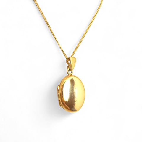 9ct Gold Oval Locket Necklace