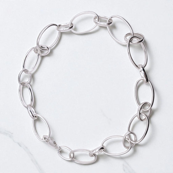 WILDE Light Oval Links Sterling Silver Necklace