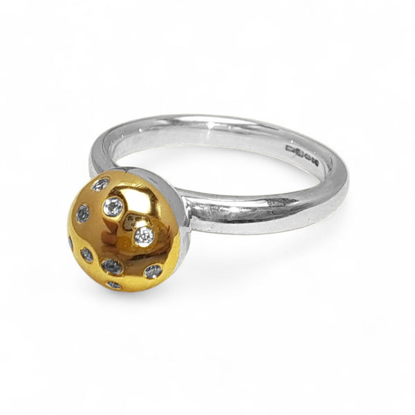 WILDE Mini Half-Sprinkle 10 Diamond  Gold-Top Pod Ring