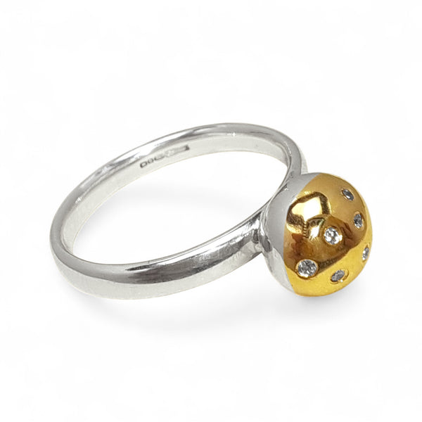 WILDE Mini Half-Sprinkle 10 Diamond  Gold-Top Pod Ring