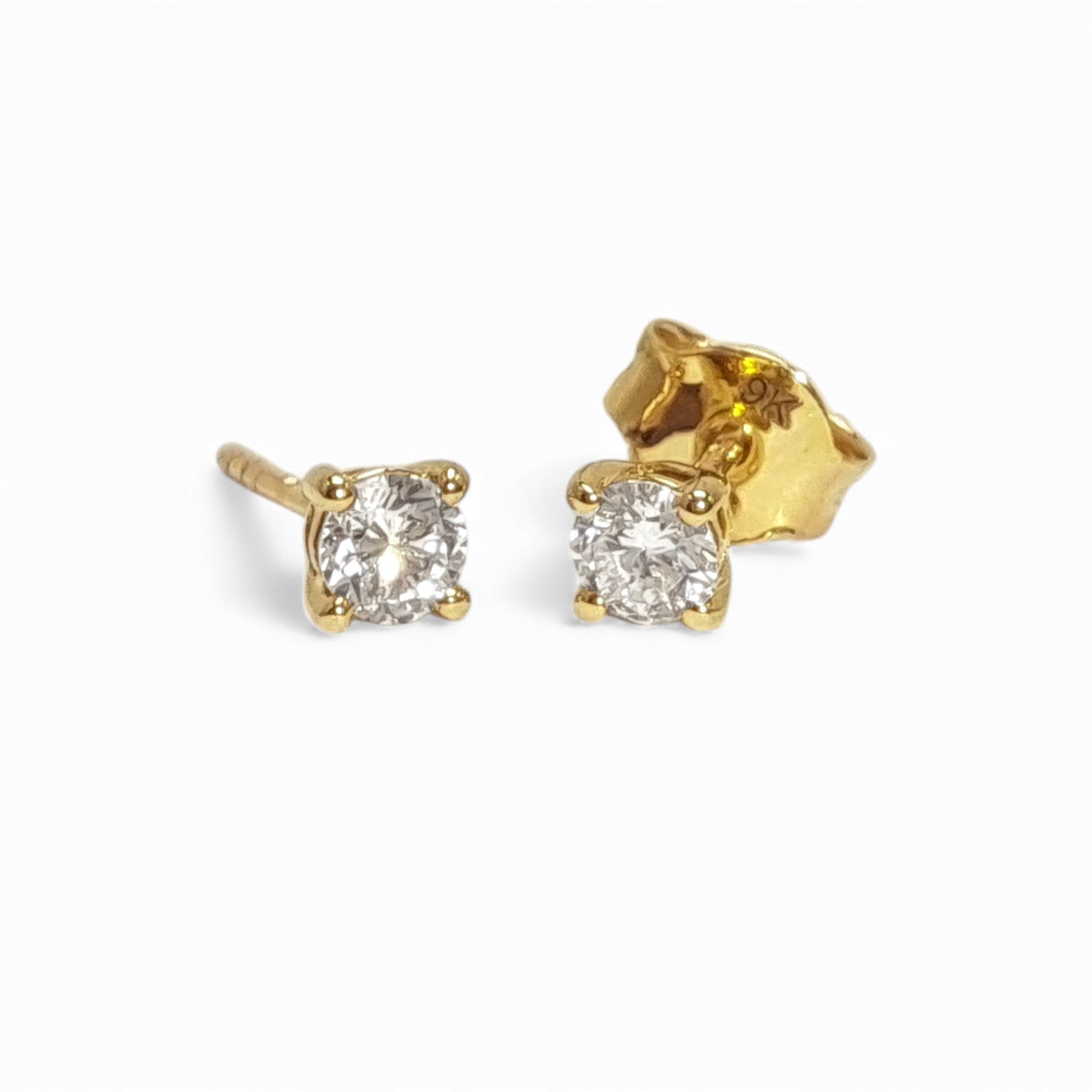 9ct Yellow Gold 0.25ct Diamond Stud Earrings