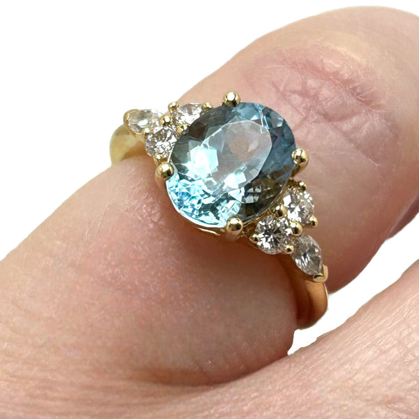 Vintage 'Blue Trefoil' 18ct Yellow Gold Aquamarine and Trefoil Diamond Ring