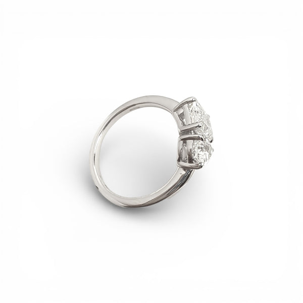 Platinum 'Toi-et-Moi'  2.10ct Diamond Engagement Ring