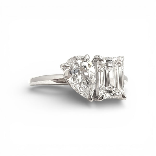 Platinum 'Toi-et-Moi'  2.10ct Diamond Engagement Ring
