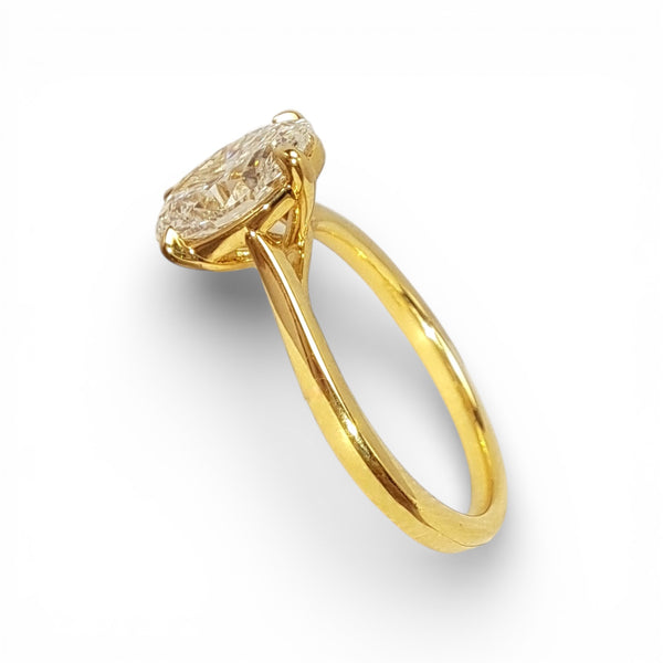 'Opulence' 18ct Gold 1.55ct Diamond Oval Solitaire Ring