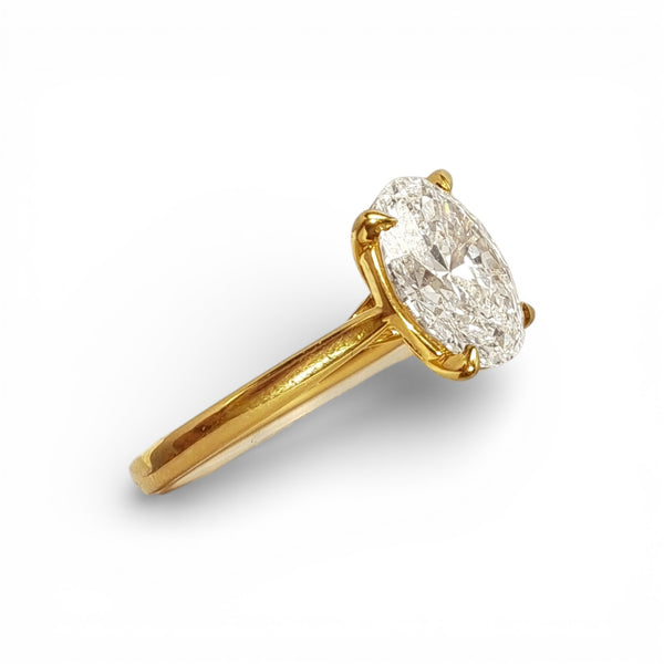 'Opulence' 18ct Gold 1.55ct Diamond Oval Solitaire Ring