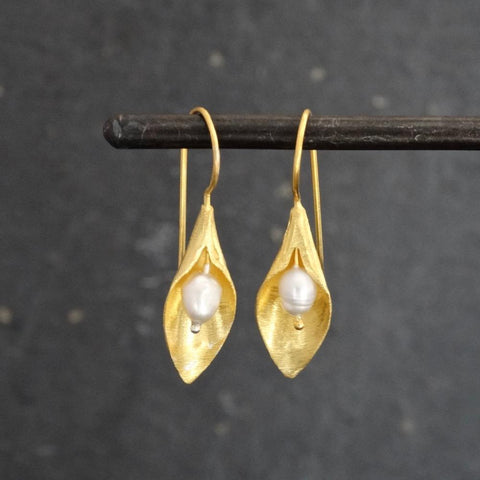 Beyond Biasa Pearl Brushed Leaf Earrings