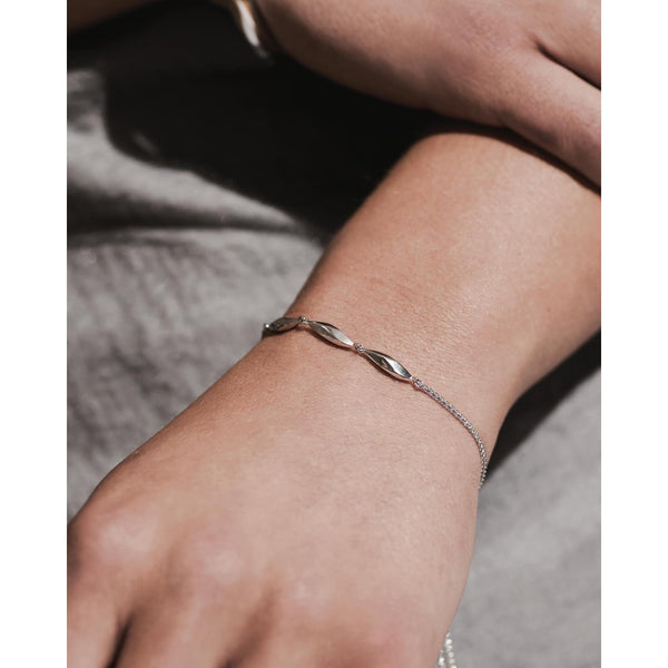 Glint Triplet Toggle Bracelet