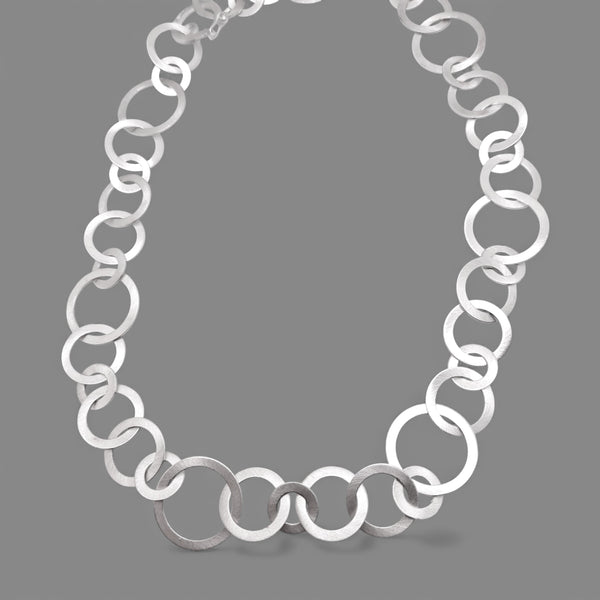 Tezer Brushed Circles Necklace