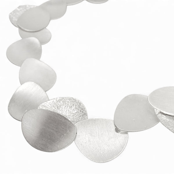 Tezer Silver Brushed Petal Necklace