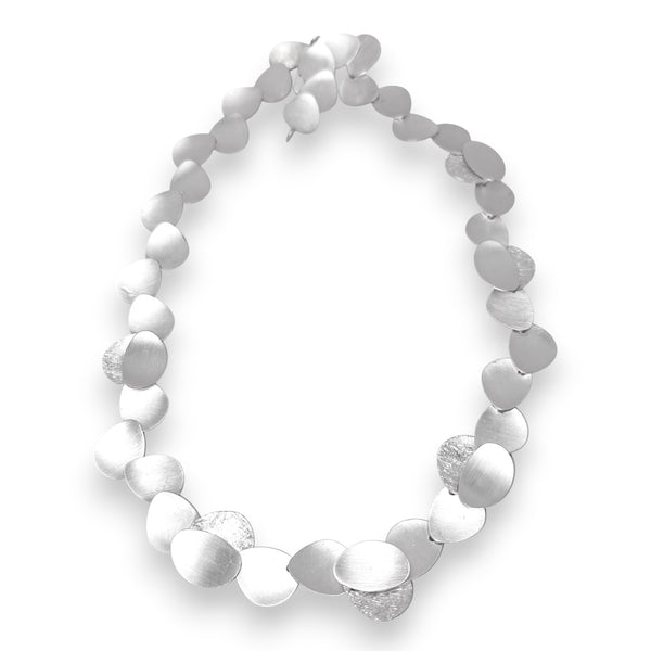 Tezer Silver Brushed Petal Necklace