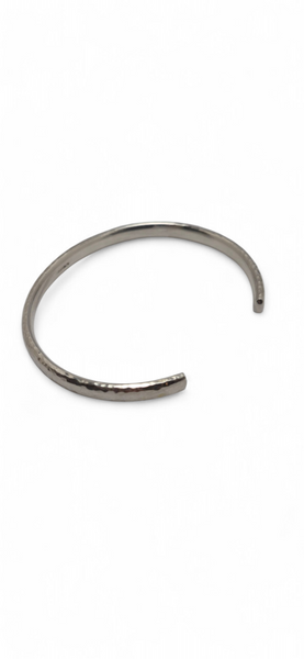 6mm Silver Small Oval Medium Hammered Cuff