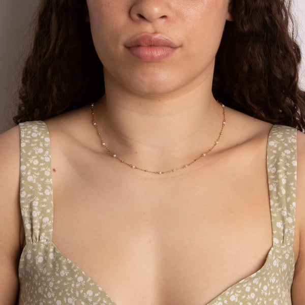 9ct Gold and Freshwater Pearl Trace Chain Station Necklace