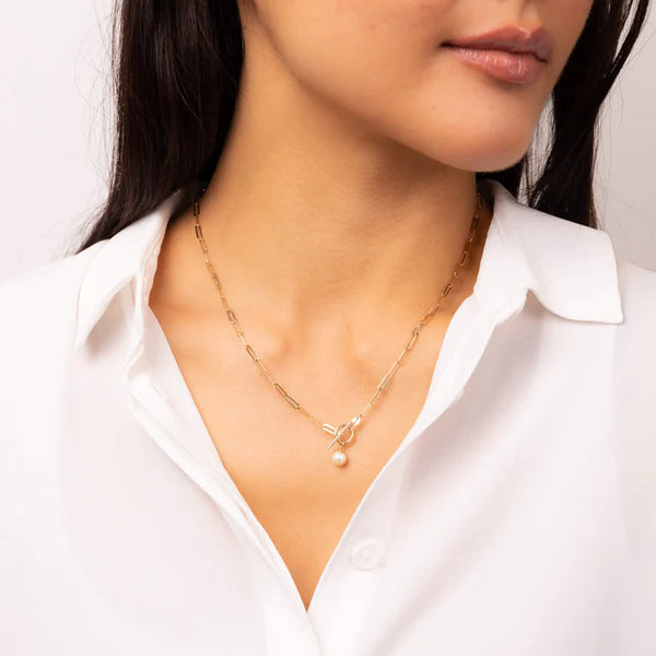 9ct Yellow Gold T-Bar Link Chain With Freshwater Pearl