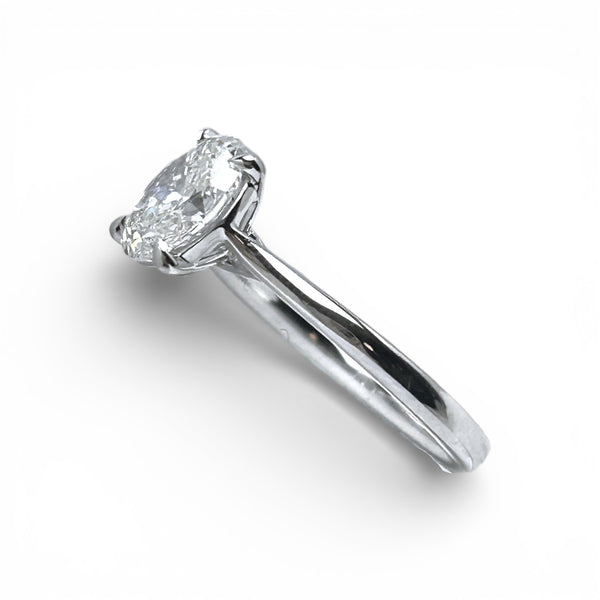 'Classique' Platinum 1.05ct Oval Solitaire Diamond Engagement Ring