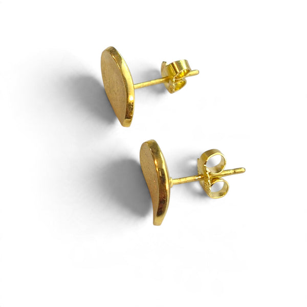 Tezer Concave Abstract Teardrop Scratch finish studs