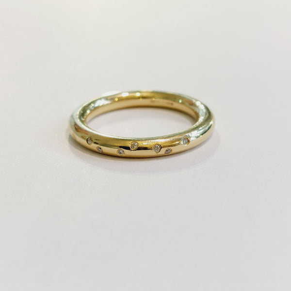 9ct Gold Diamond Sprinkle Ring