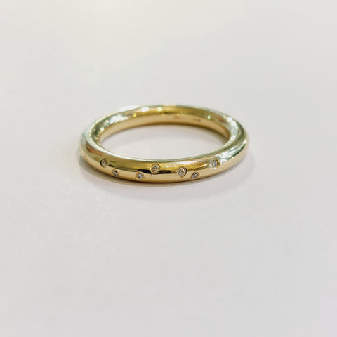 9ct Gold Diamond Sprinkle Ring